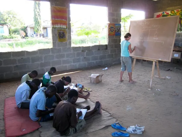 Robyn teaching English at the Centre