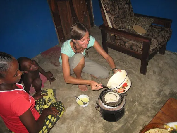 Robyn learning how to cook Chapati - the local way
