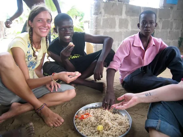 Robyn stuffing her face with Adam and Jefari