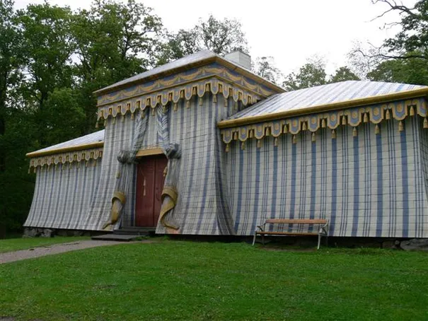 P1180097 (Small).JPG