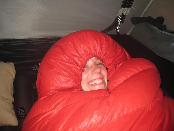 Robyn testing out the gear she borowed from MEC. Surprisingly, she wasn’t cold that night
