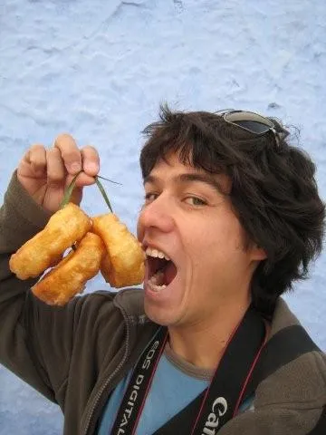 Glen stuffing his fas with Moroccan doughnuts (well, we guess that’s what they were), Chefchaouen.