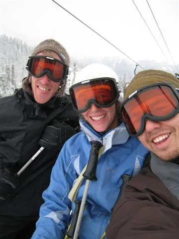 Jonesy, Robyn and Glen on the ski lift. A hour later and you probably wouldn’t have seen us through the snow fall.