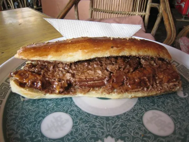 Robyn’s Mars and Nutella Sandwich, only she would order that!